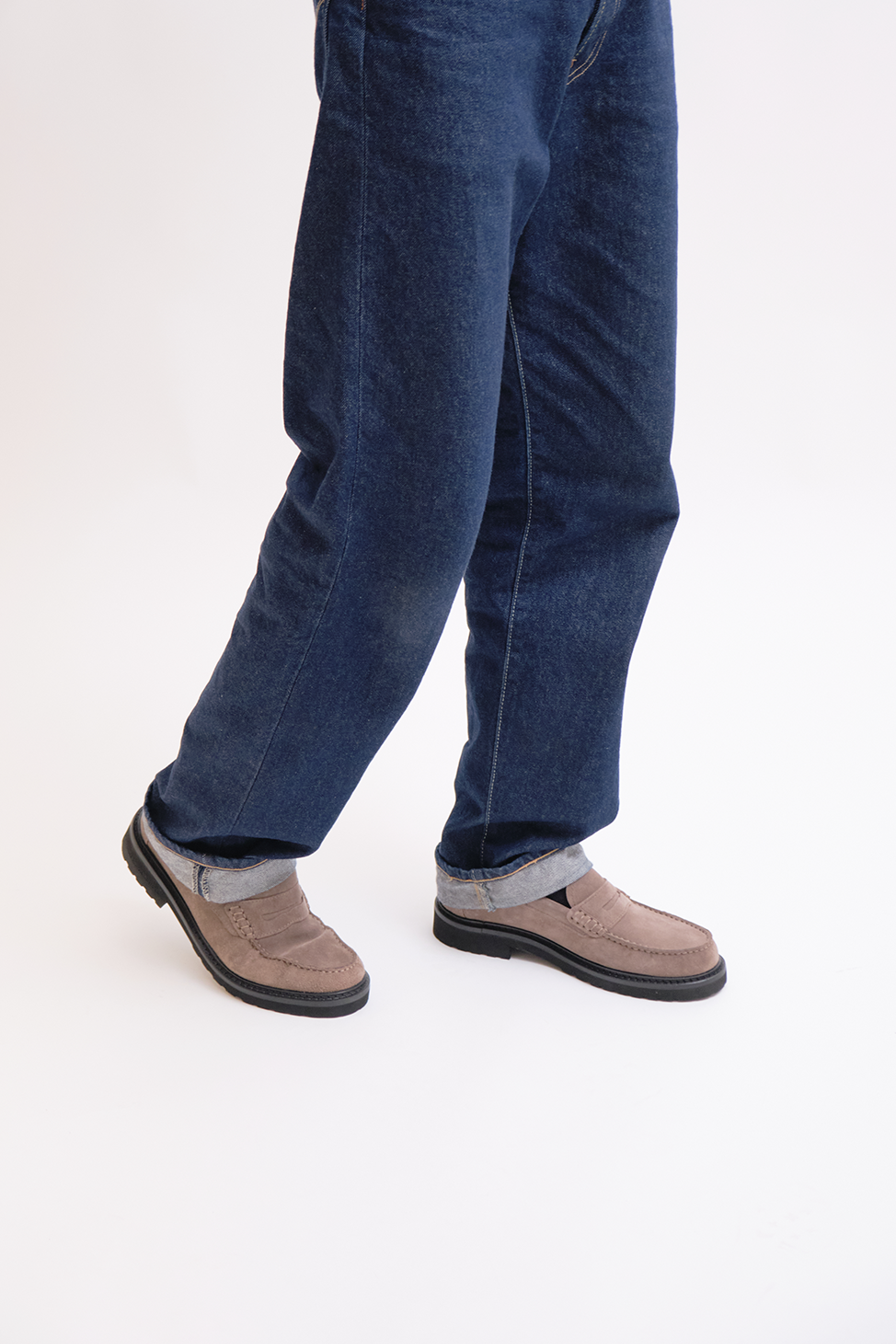 Lightweight Loafer | Dark Taupe Suede