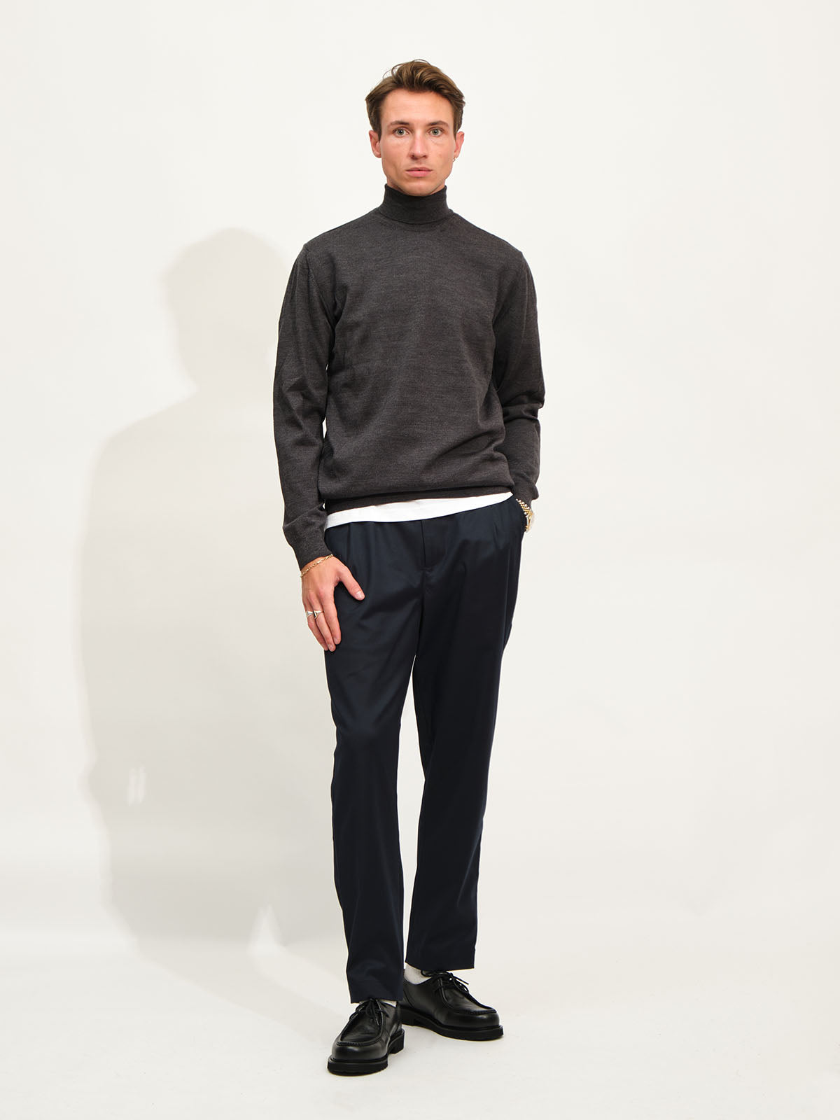 Extrafine Merino Roll Neck Knit | Dark Grey