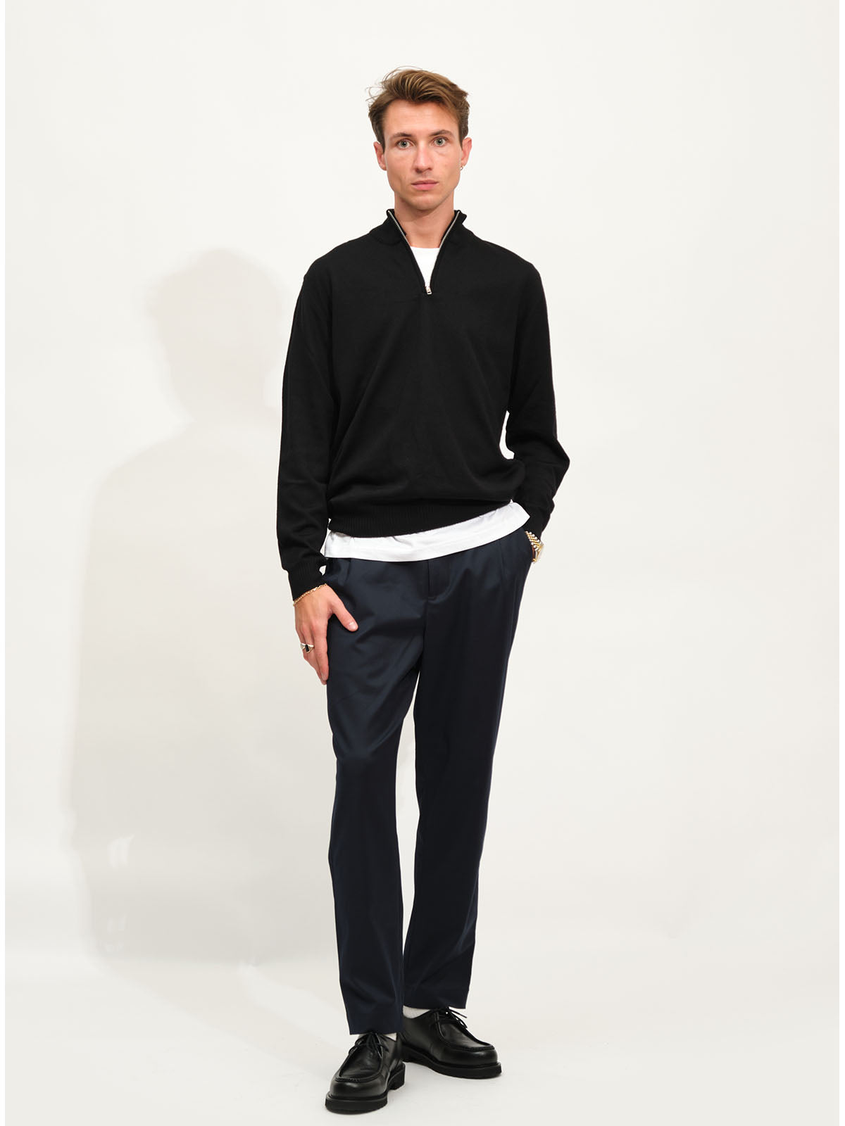 Extrafine Merino Half Zip Knit | Black