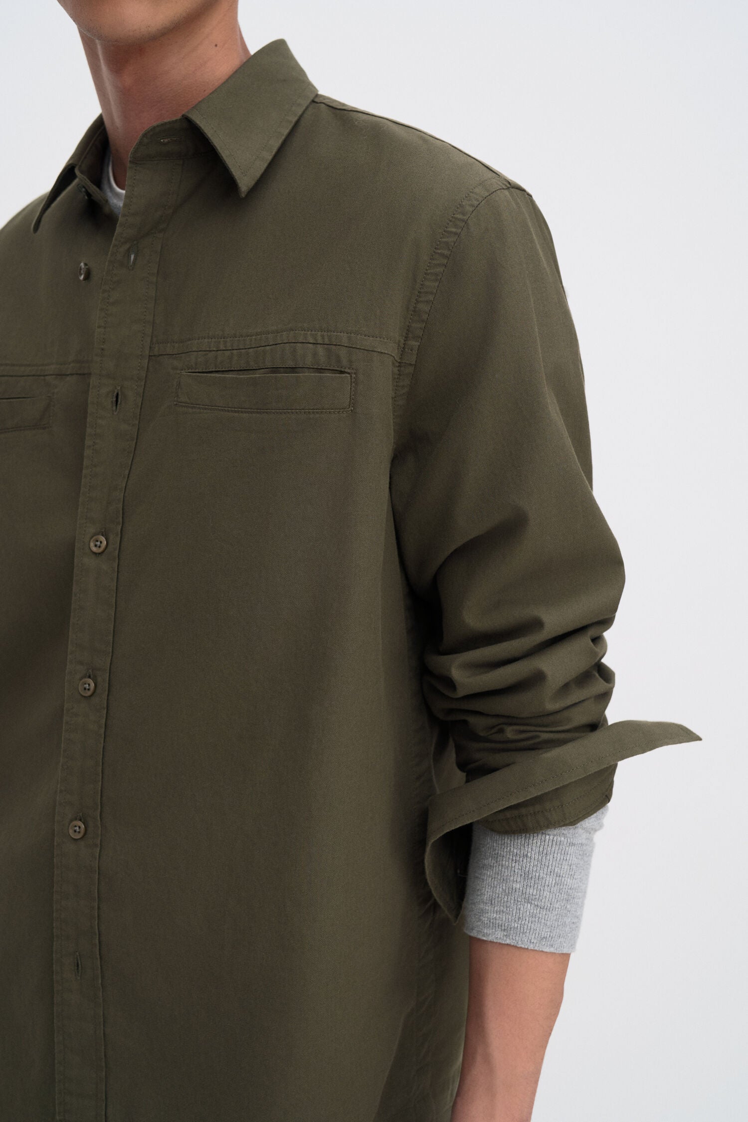 Welt Pocket Shirt I Dark Olive Green