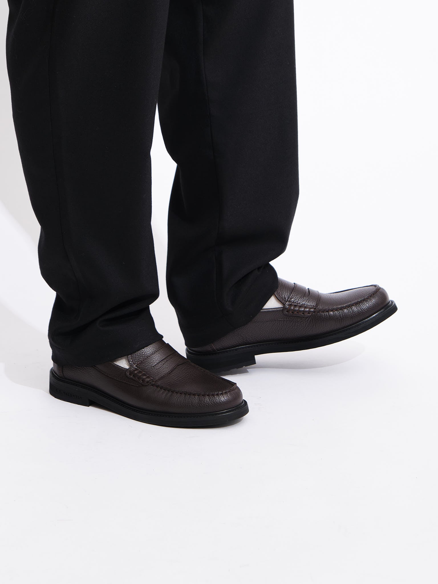 Classic Loafer | Brown Grained Leather