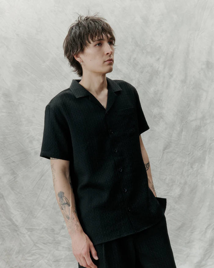 Cave Shirt | Black Geo
