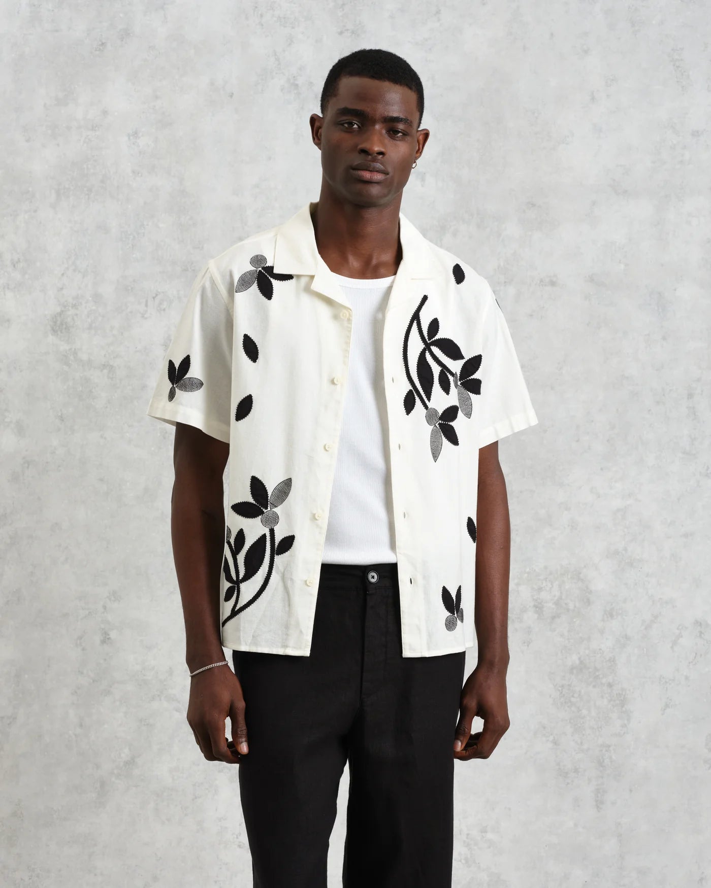 Didcot SS Shirt Bloom Applique Ecru / Black