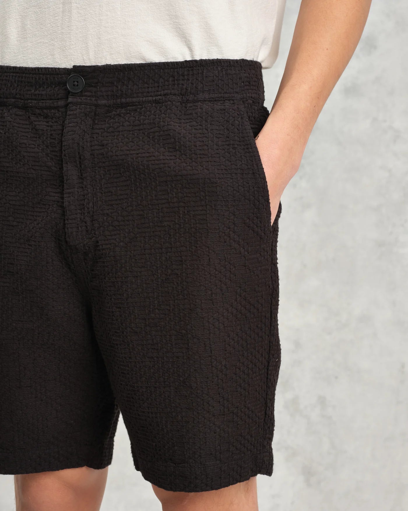 Kurt Short | Black