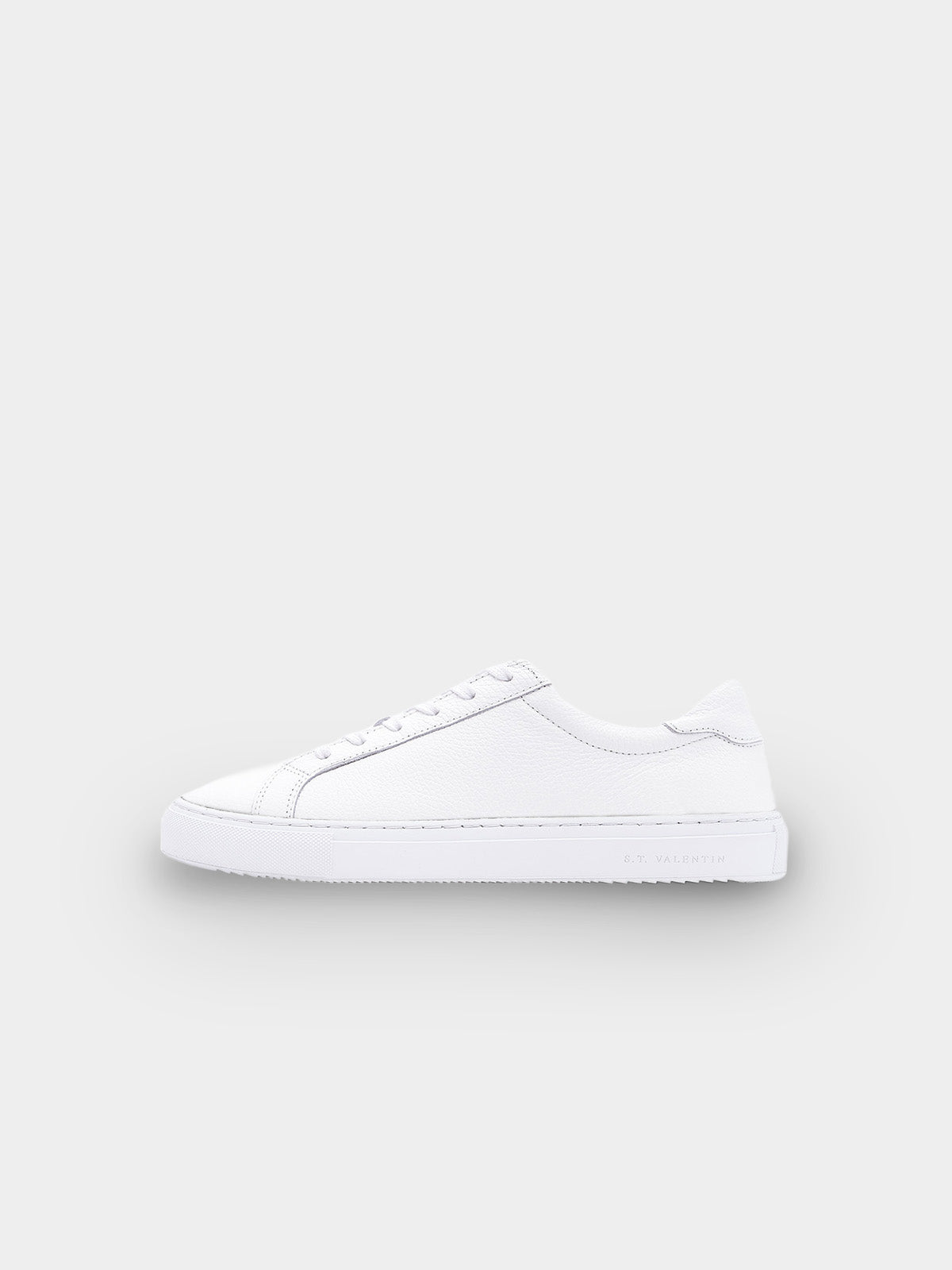 Klassisk hvid sneaker til herre i italiensk kalveskind