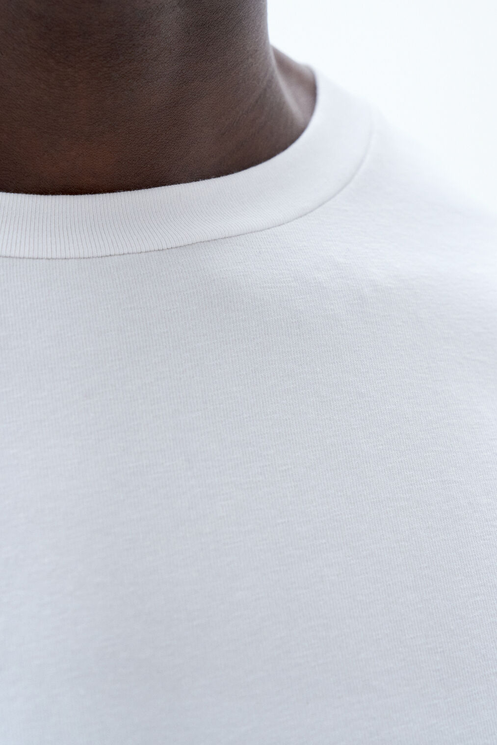 Stretch Cotton Tee | White