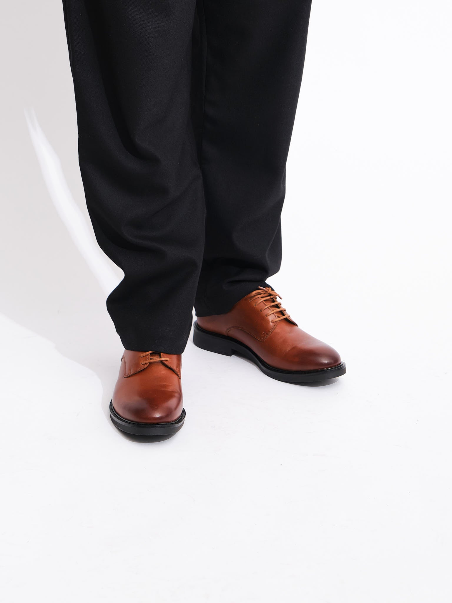 Classic Derby Shoe | Cognac Pull Up Leather