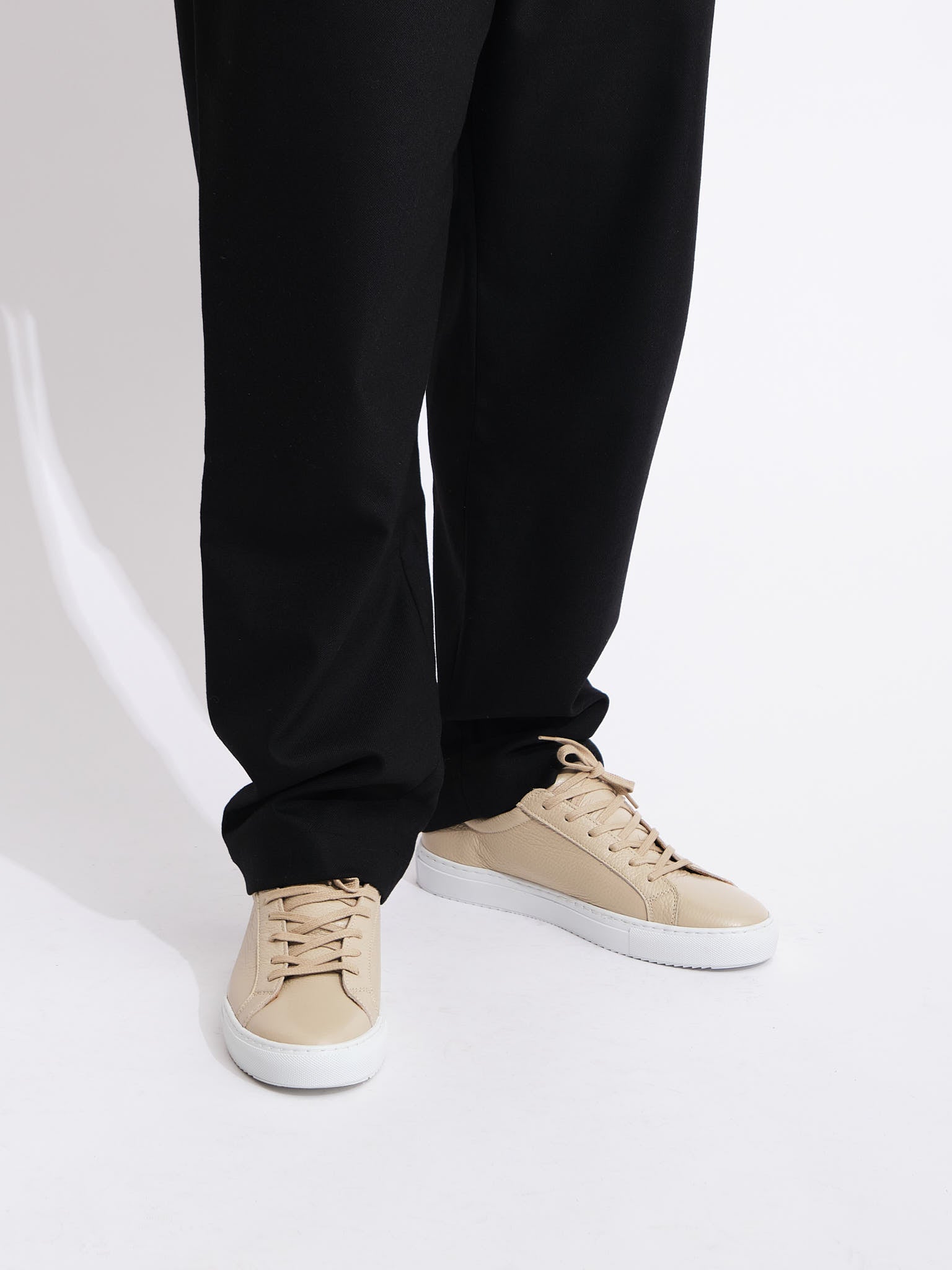 Classic Sneaker | Nude