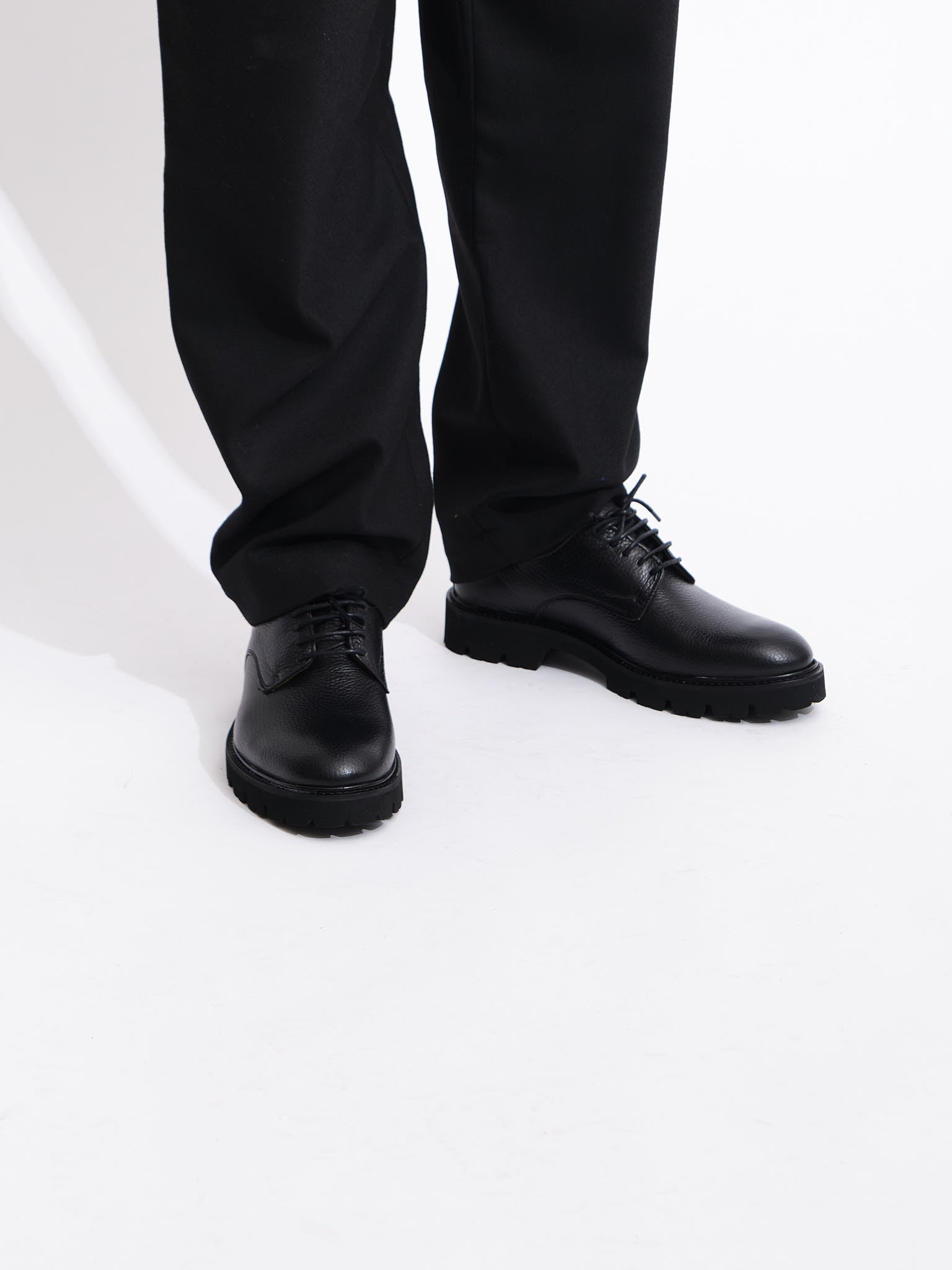 Lightweight Derby Shoe | Black Grained Leather