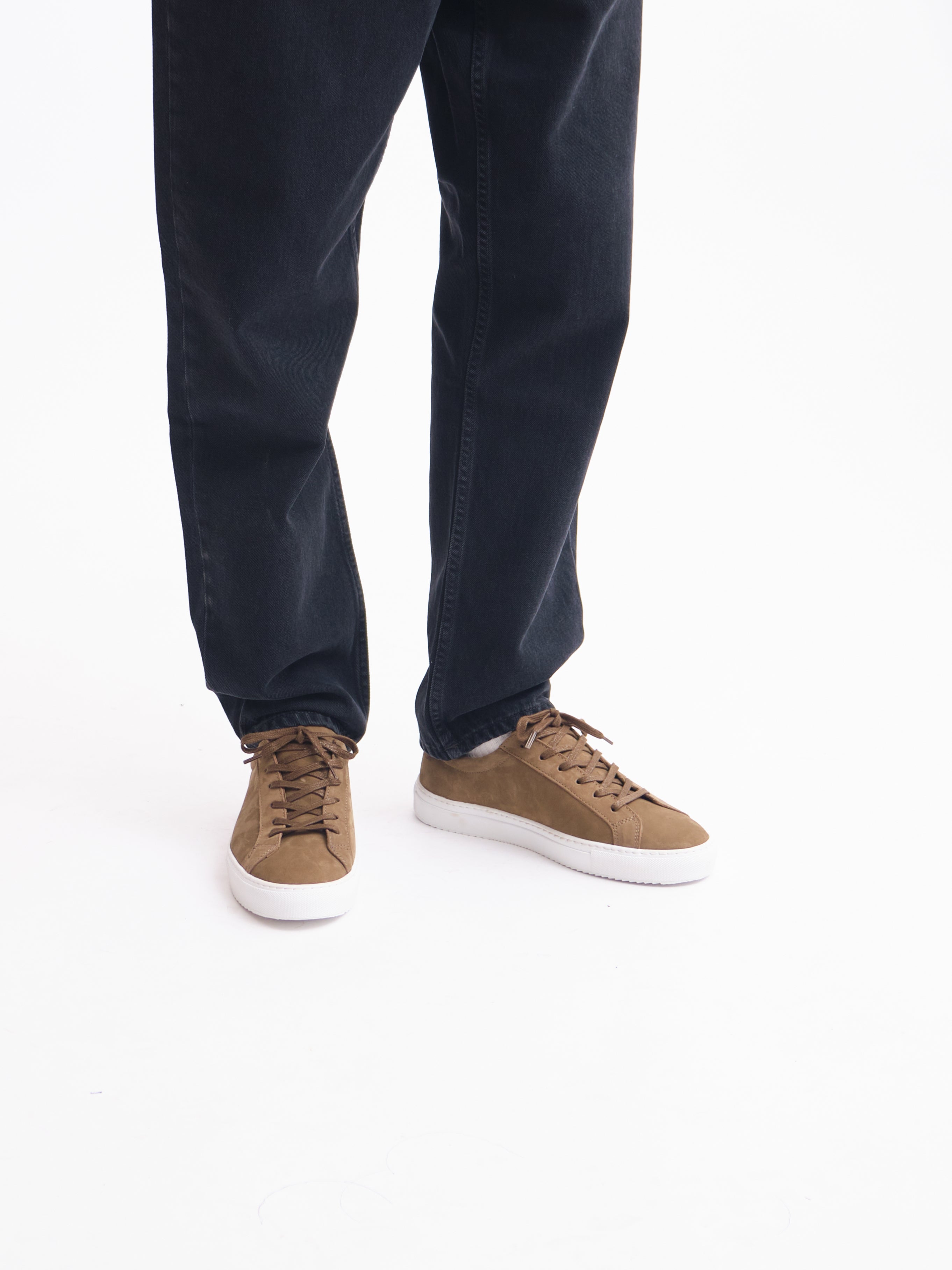 Classic Sneaker | Taupe Nubuck